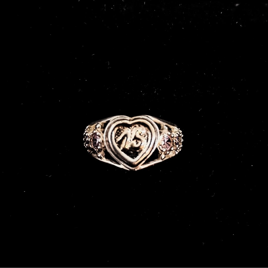 ANILLO 15 AÑOS ESTILO CORAZON 