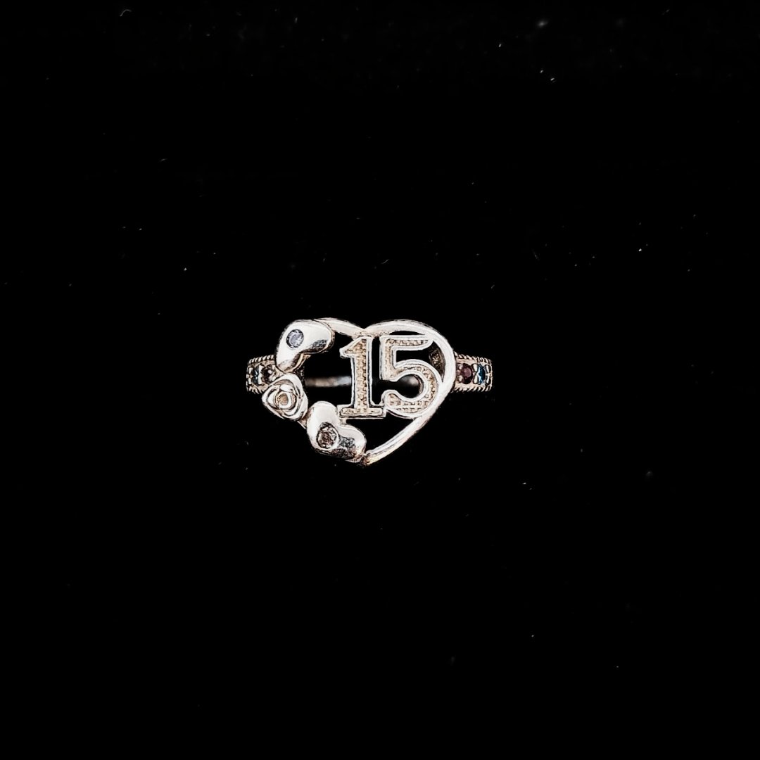 ANILLO 15 AÑOS CORAZONES 
