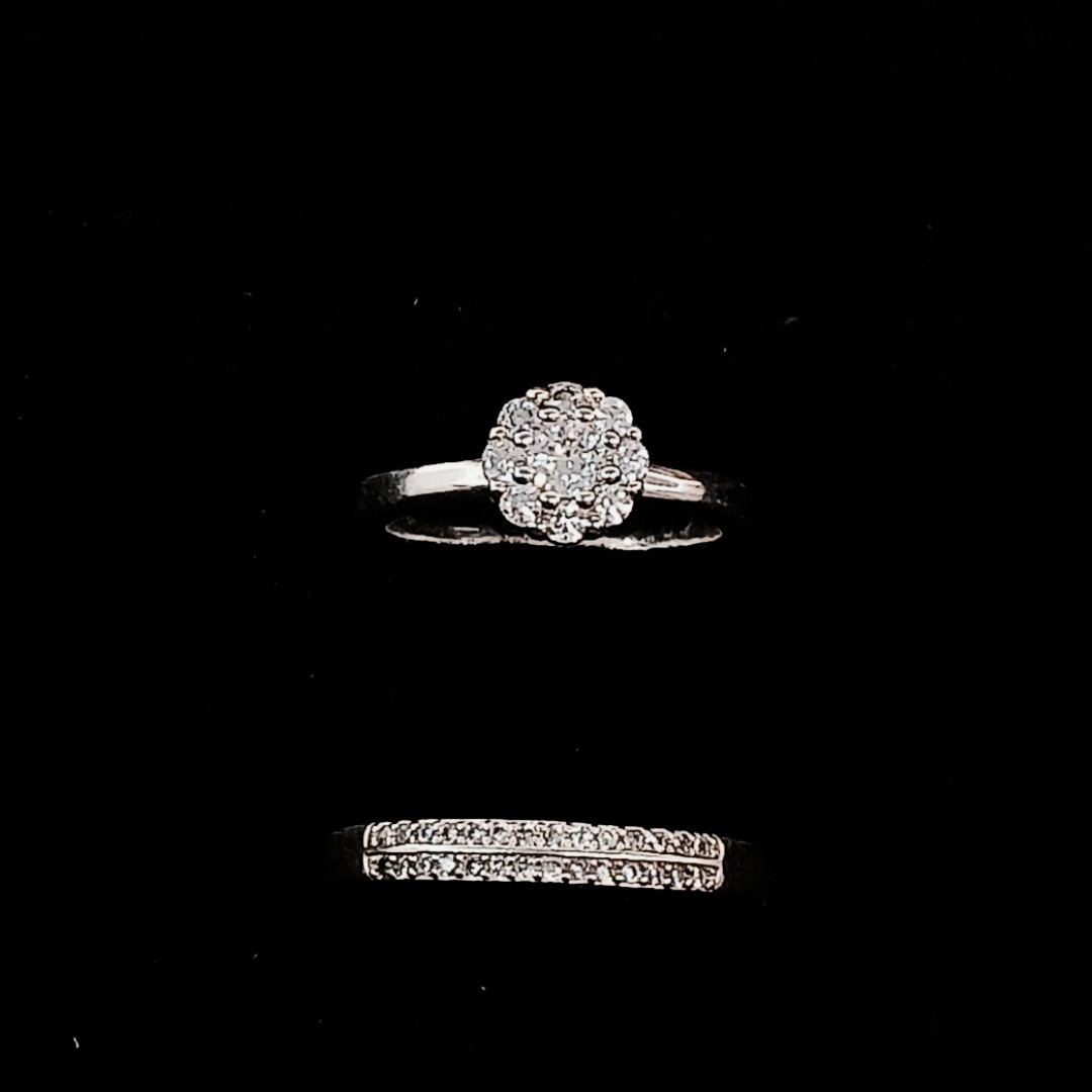 ANILLO DUO ESTILO FLOR CON CIRNCONIAS
