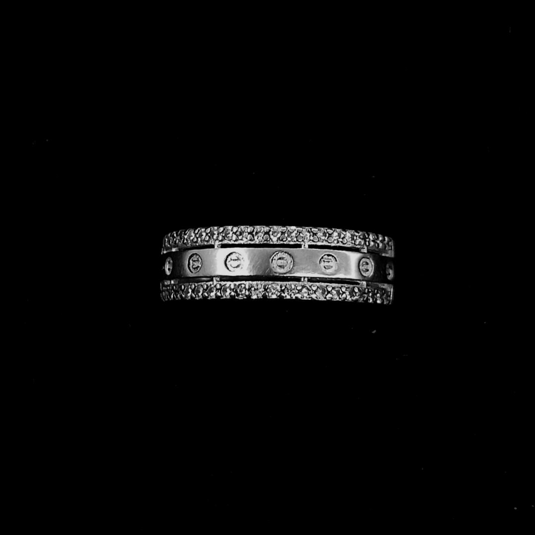 ANILLO CASUAL CON CIRCONIAS