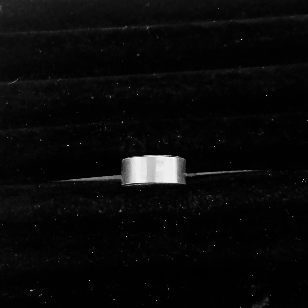 ANILLO DE CABALLERO LISO