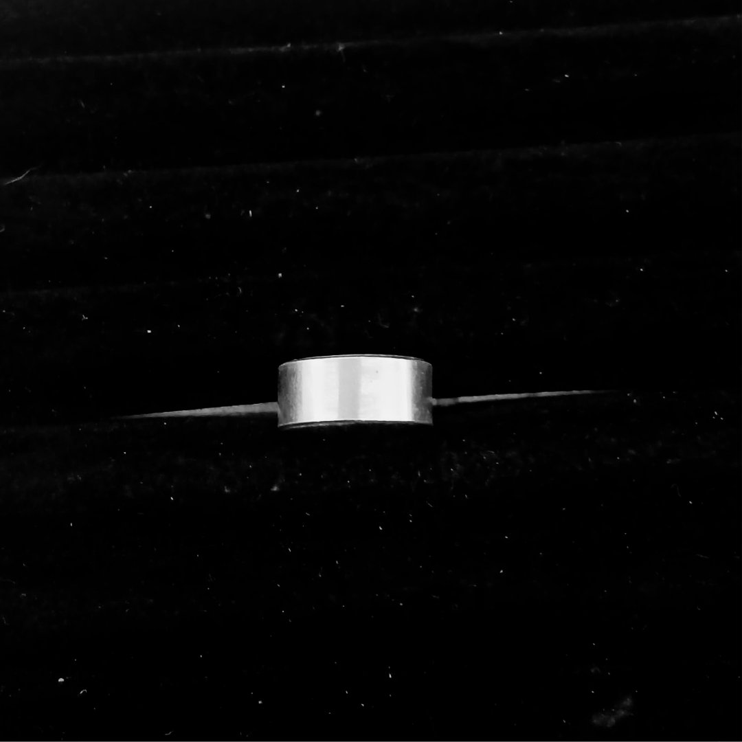 ANILLO DE CABALLERO LISO