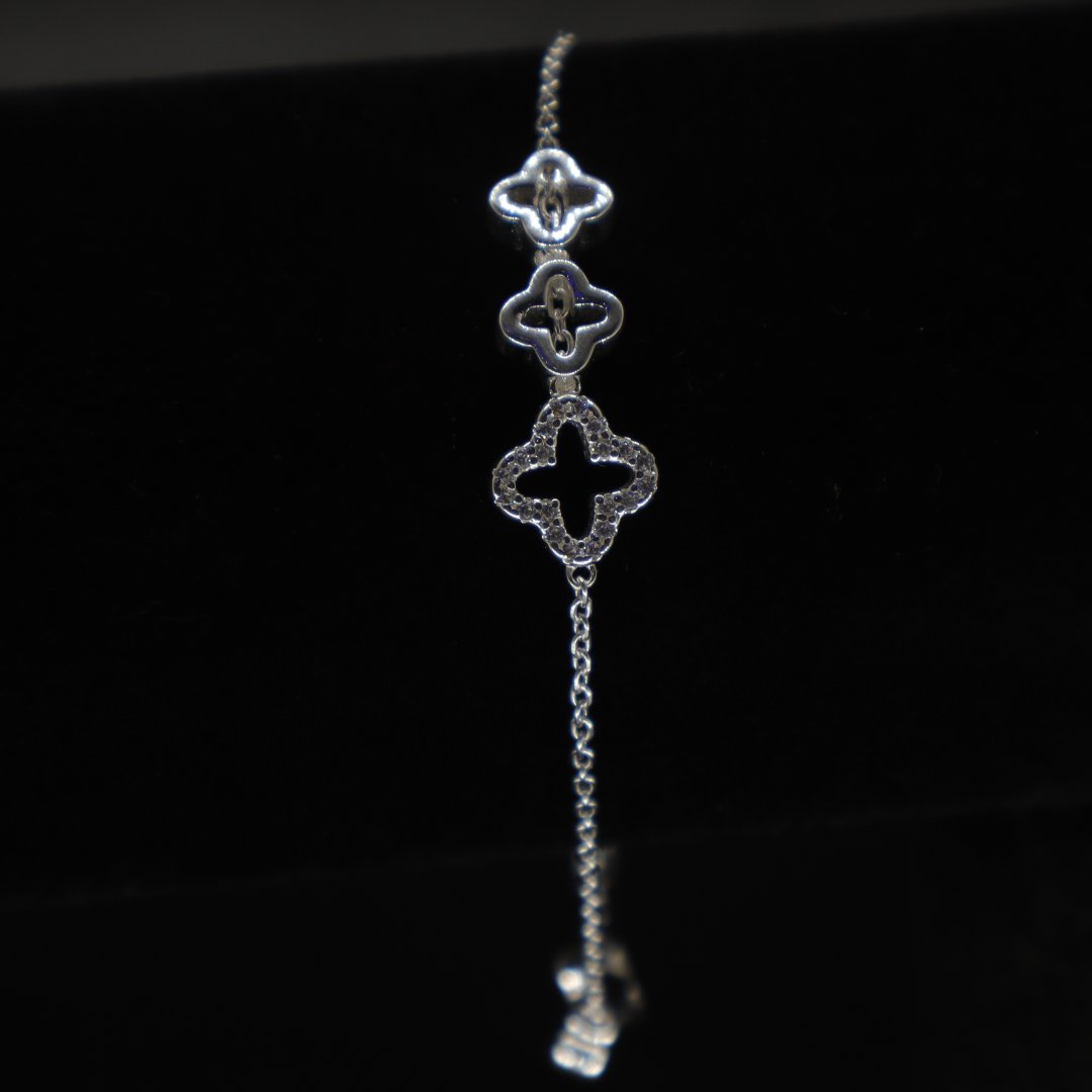 PULSERA DE TREBOL
