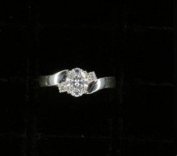 ANILLO DE PERLA BLANCA