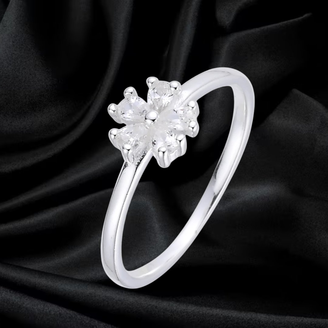 ANILLO ESTILO TREBOL