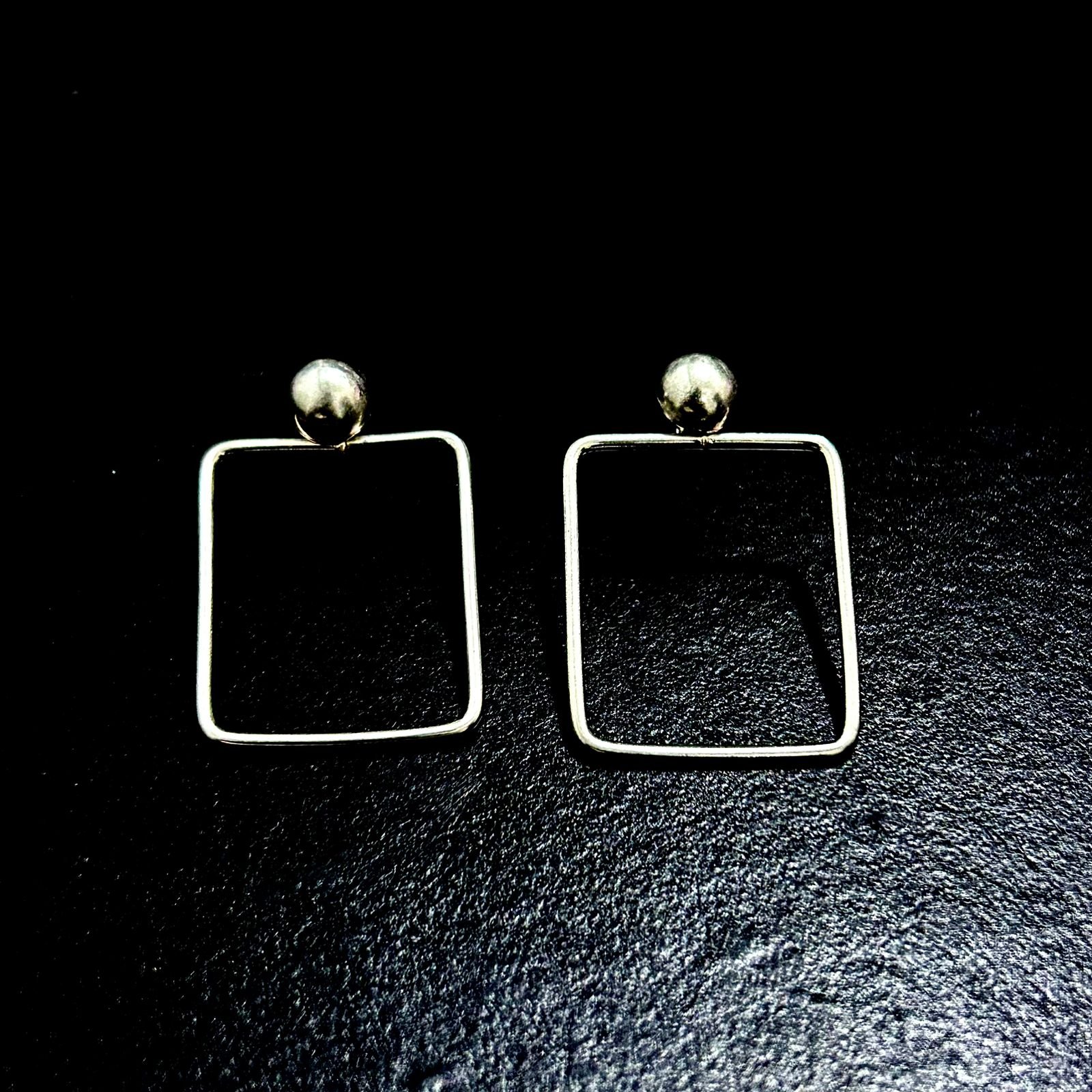 ARETE TIPO CUADRO