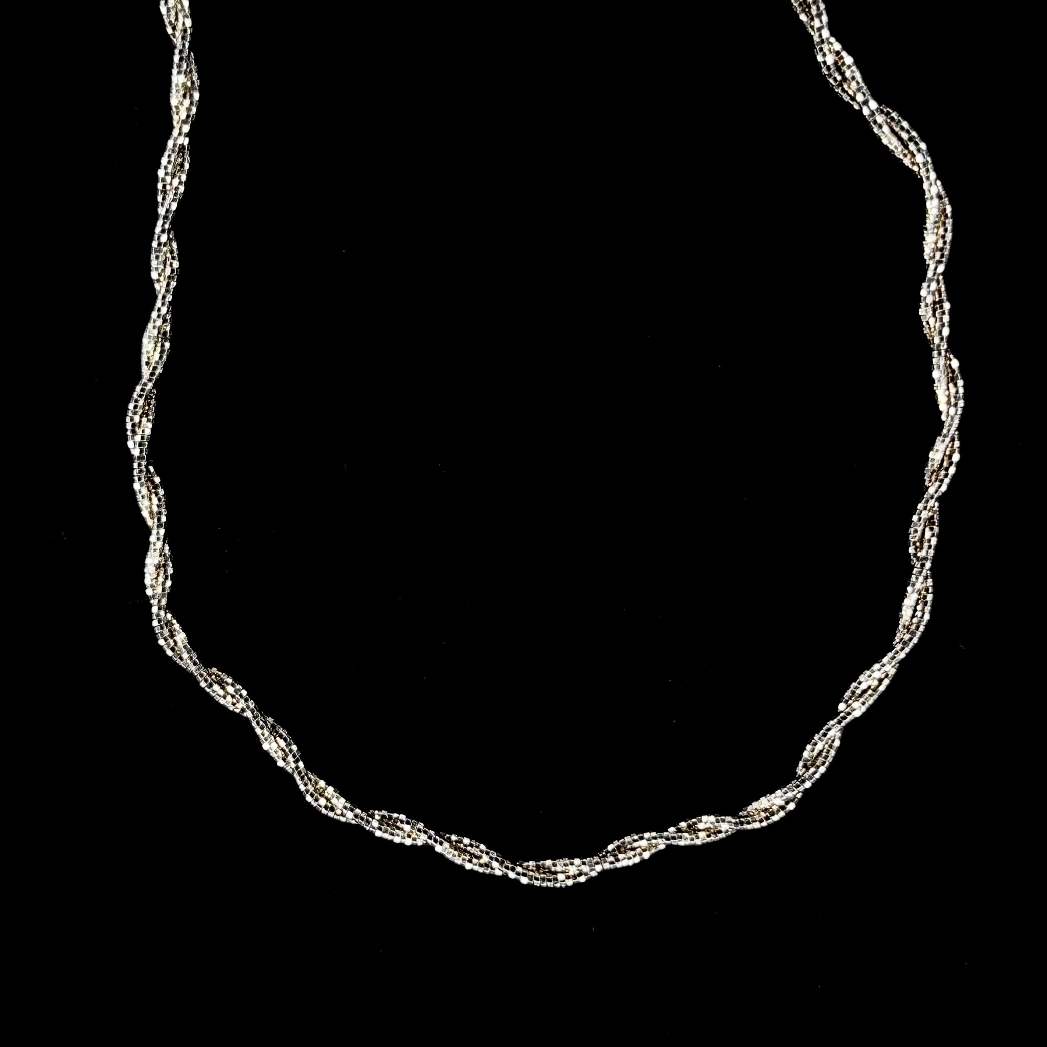 CADENA ESTILO OMEGA