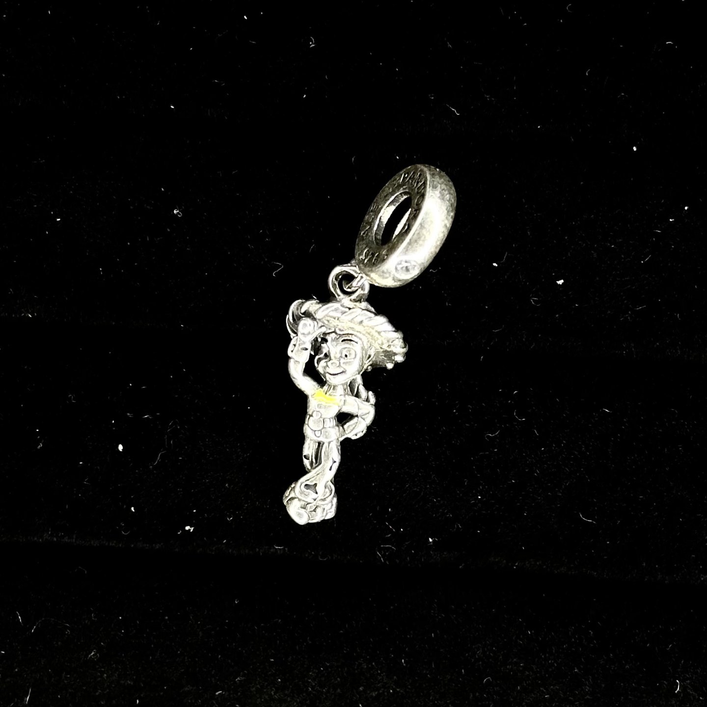CHARM ESTILO JESSIE
