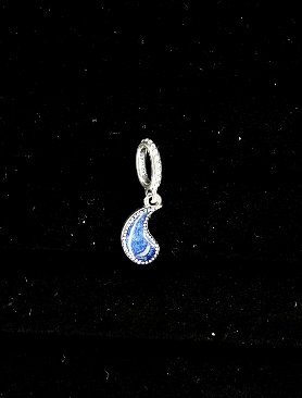 CHARM ESTILO GOTA