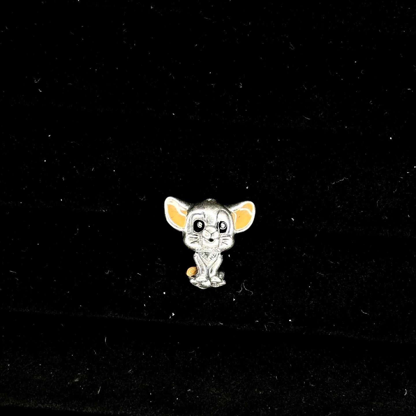 CHARM ESTILO REY LEON 