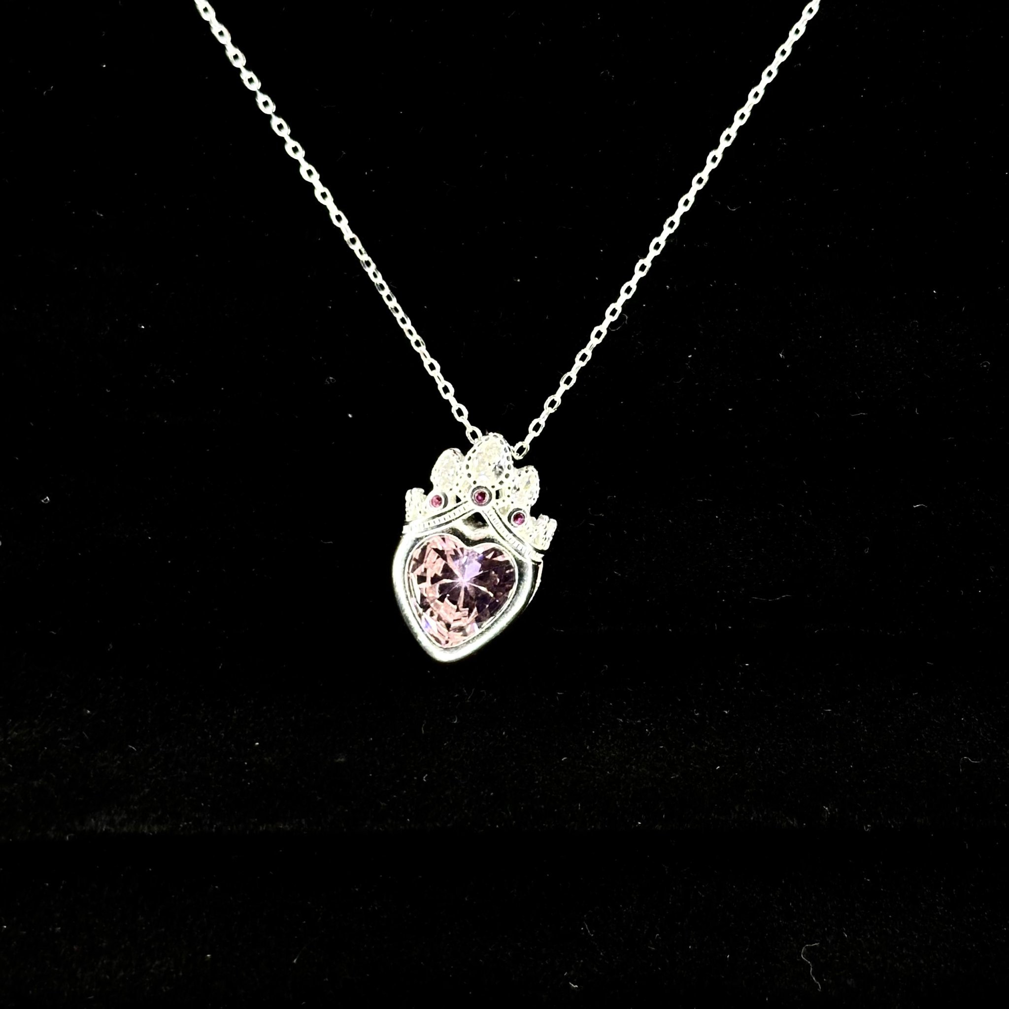 GARGANTILLA ESTILO RAPUNZEL CORAZON ROSADO